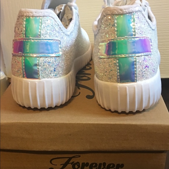 Holographic Unicorn Glitter shoes - Picture 2 of 3